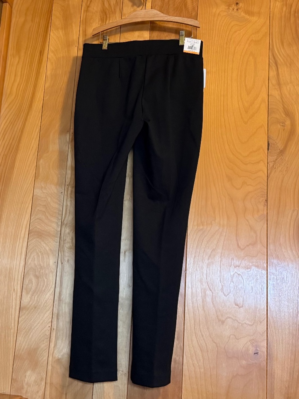 Ellen Tracy NWT Black Magic Straight Leg Women's Pant Medium